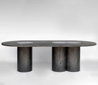 Petra dining table